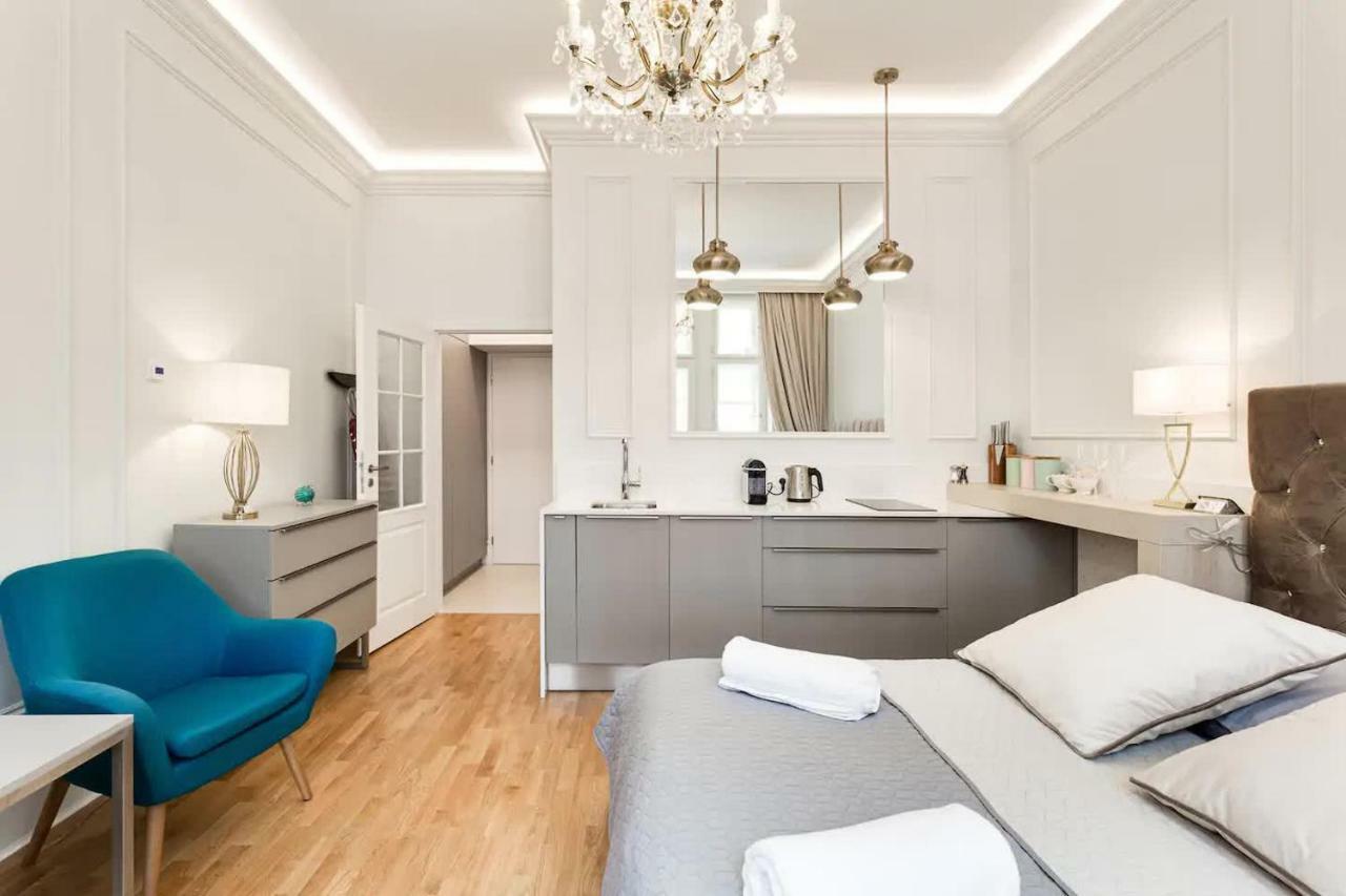 Prague Centre Armani Apartment Bagian luar foto
