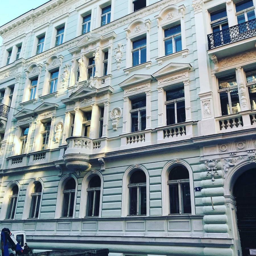 Prague Centre Armani Apartment Bagian luar foto